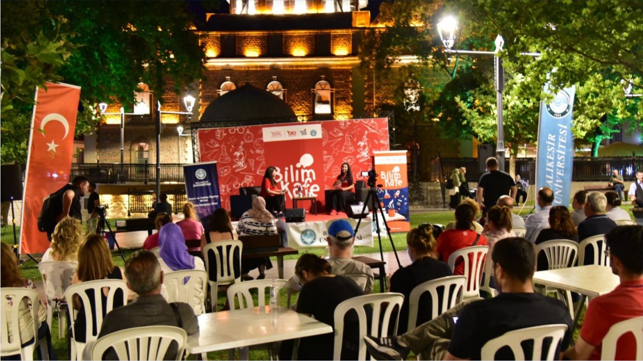 BAÜN'den Bilim Kafe Serisi İlgi Gördü