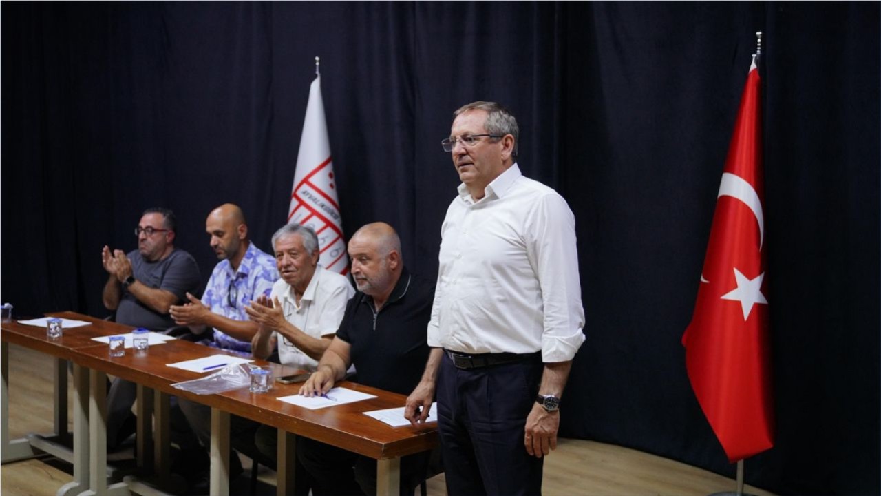Ayvalıkgücü’nde Bayrak Değişmedi