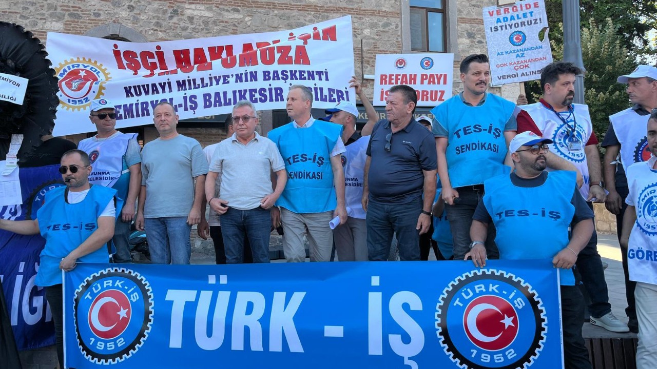 İşçiler Adil Vergi İstiyor