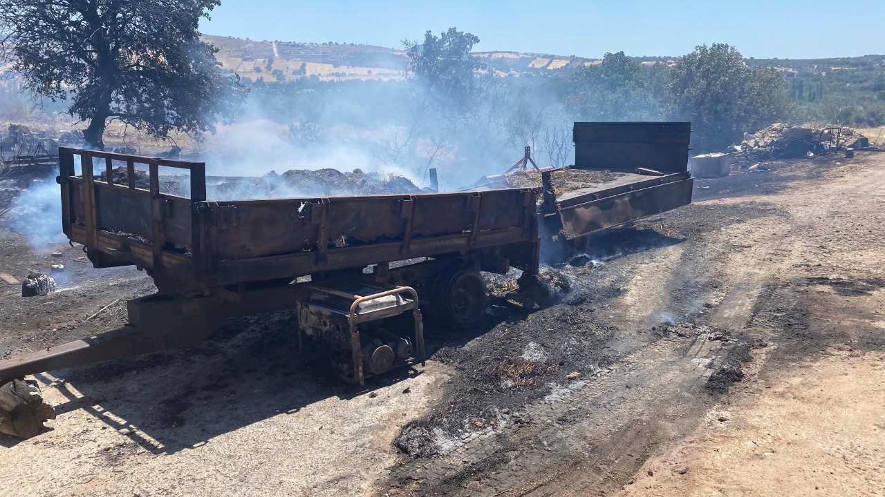 Çanakkale'de bozuk orman alanında çıkan yangına müdahale ediliyor