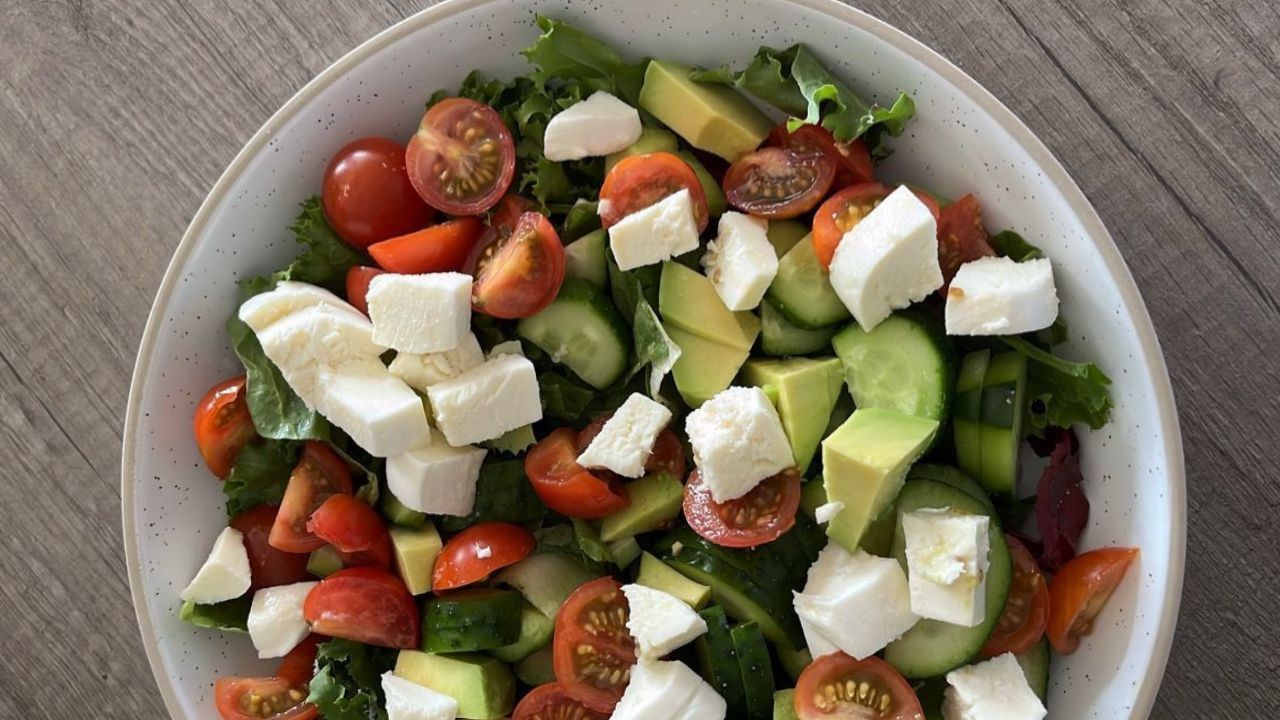 Ferahlatıcı Yaz Salatası Tarifi