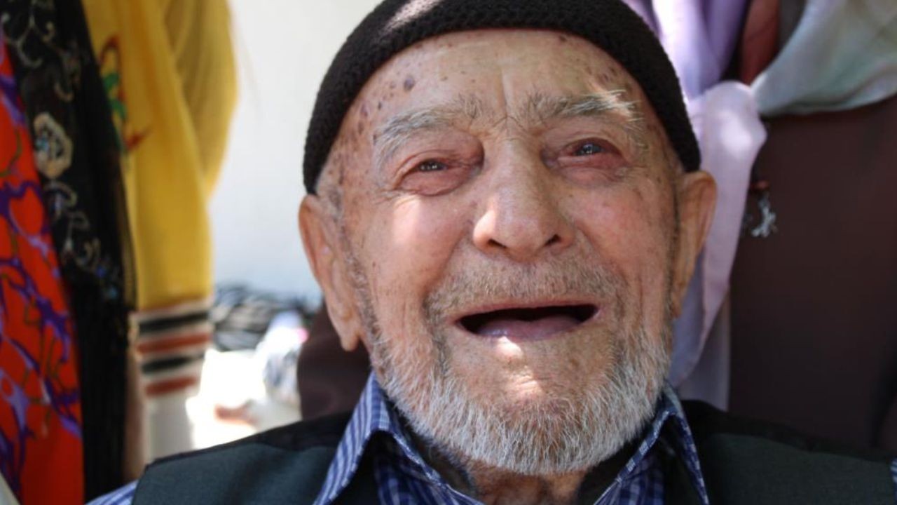 100 Yaşına Girdi, Sırrı “Yoğurt ve Üzülmemek”
