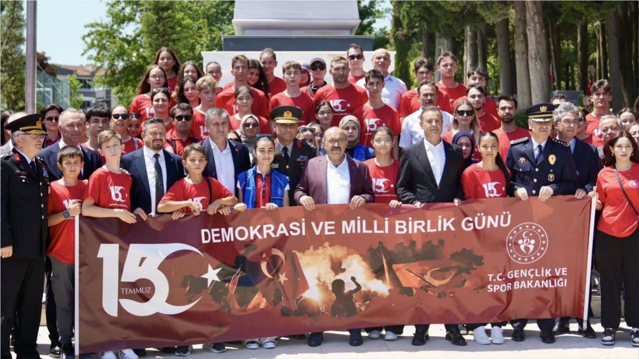 Balıkesir’de 15 Temmuz Programı Şehitlik Ziyaretiyle Başladı