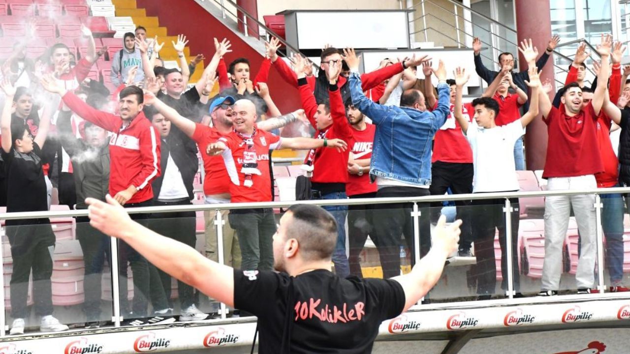 Balıkesirspor “Hedefimiz Zirve, Gücümüz Taraftar”
