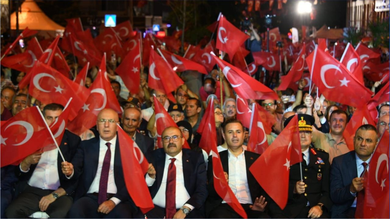 Balıkesir'de 15 Temmuz Nasıl Geçti? İşte Detaylar