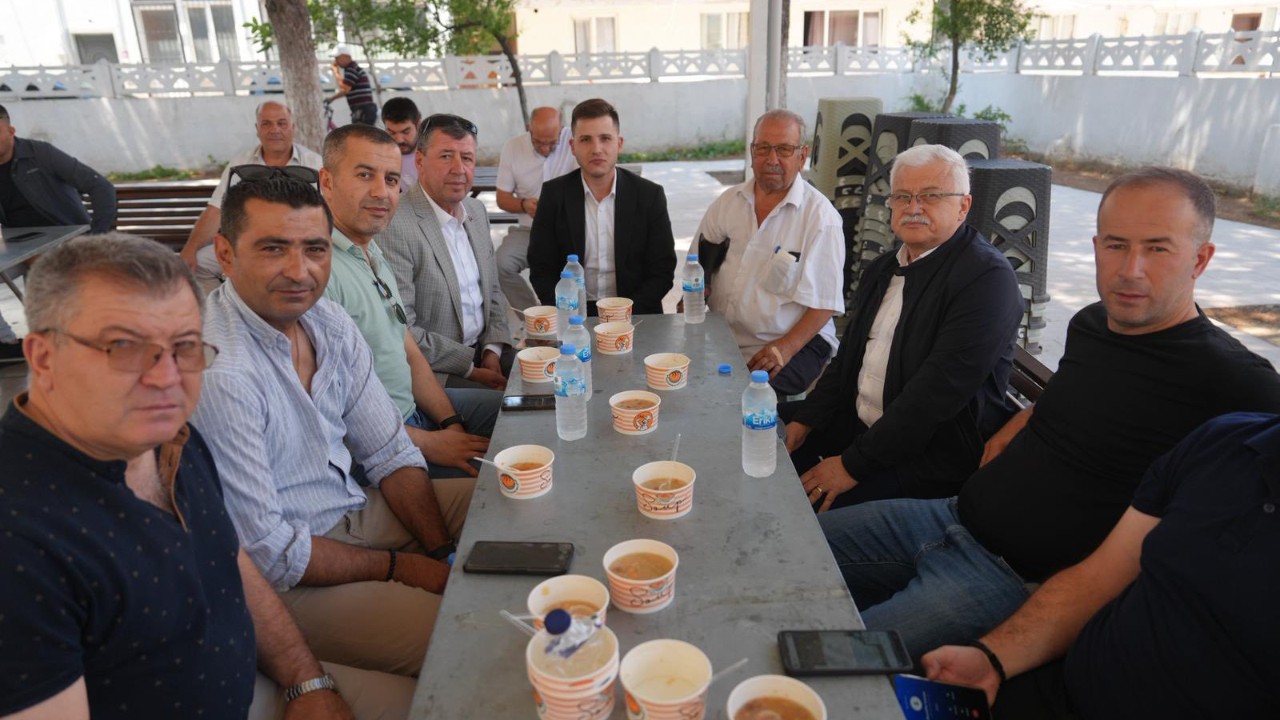 Başkan Deveciler, Aşure Hayrına Katıldı