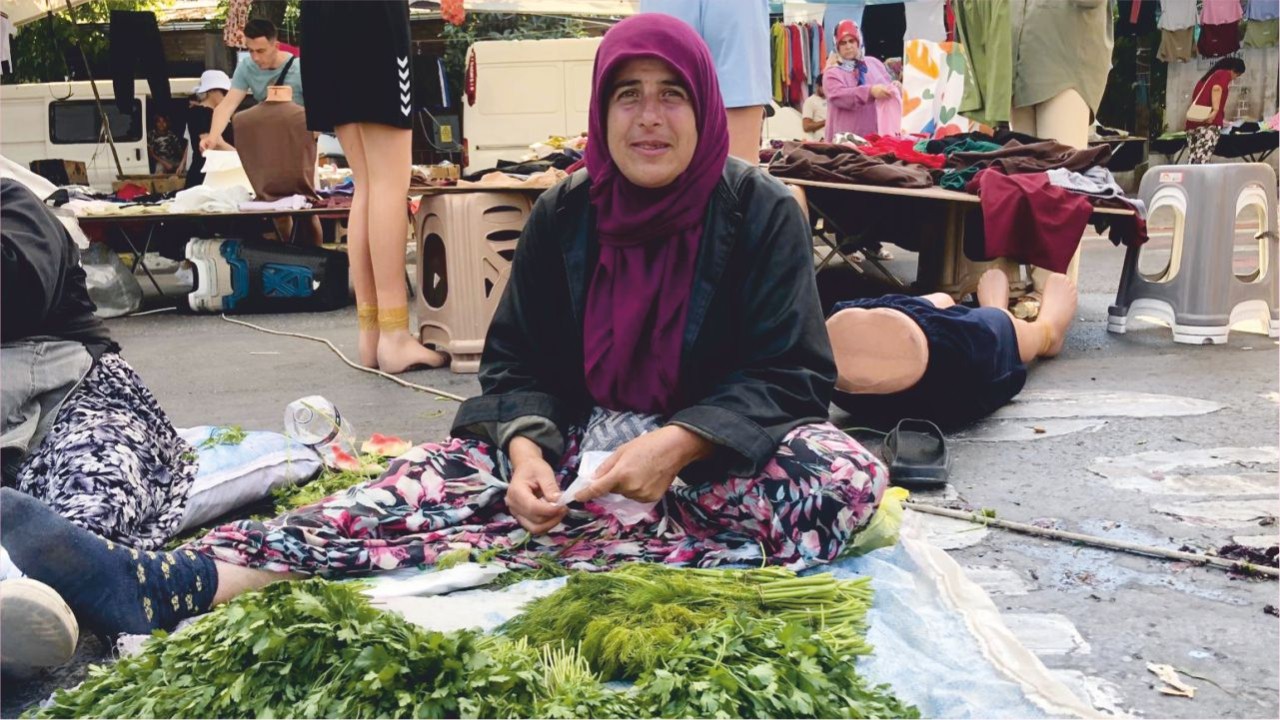 12 Yaşından Beri Pazarda, Şimdi Zebillik Diyor