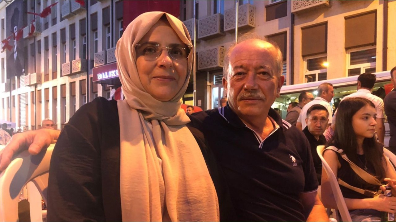 Balıkesir’de 15 Temmuz Nöbeti: “Vatan İçin Ayağa Kalktık”
