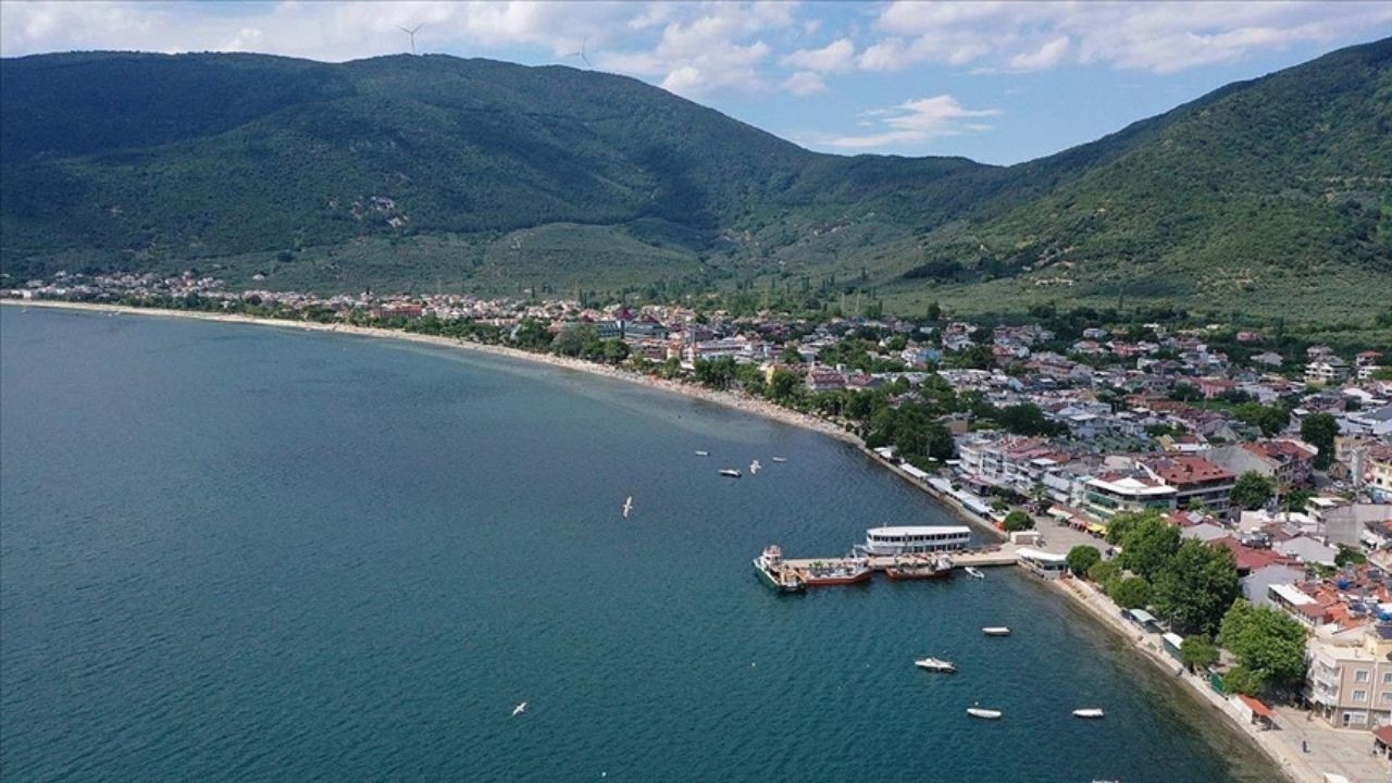 Balıkesir'de açık cezaevinden firar eden 3 hükümlü denizde yüzerken yakalandı