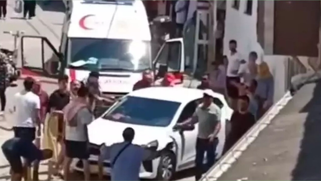 Balıkesir’de Park İhlali Krize Neden Oldu: Ambulans Dakikalarca Bekledi!