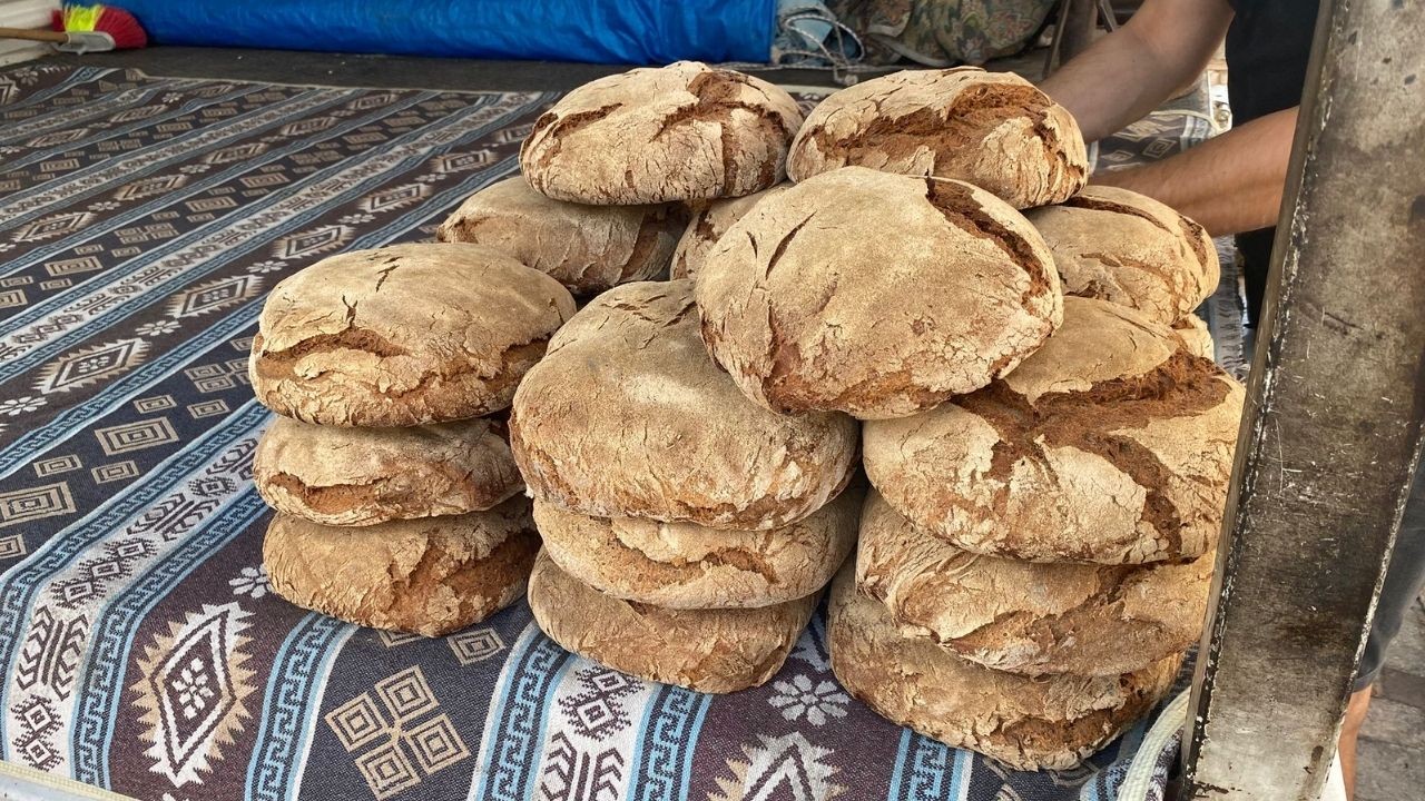 Balıkesir’in Köy Ekmekleri Büyük İlgi Görüyor