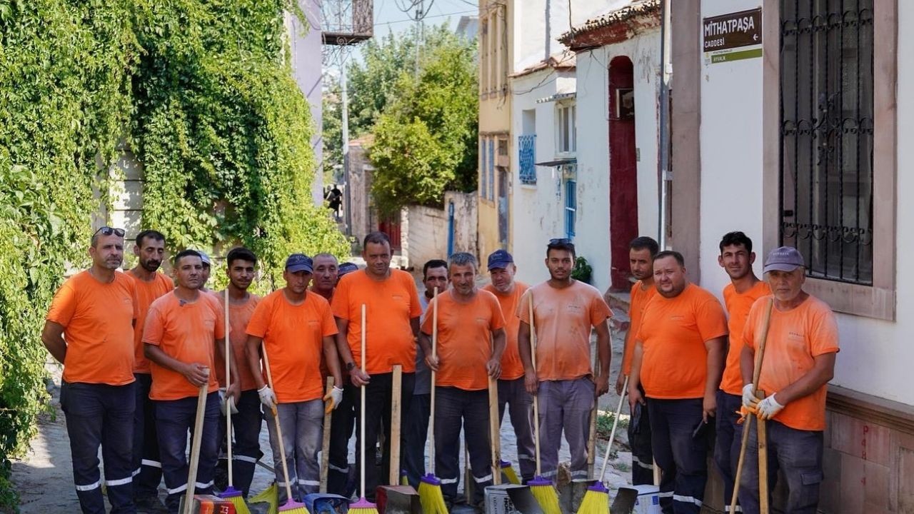 Cunda Adası'nda temizlik ordusu ile temizlik seferberliği