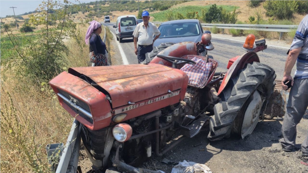 Bigadiç-Sındırgı Yolunda Kaza: 5 Kişi Yaralandı