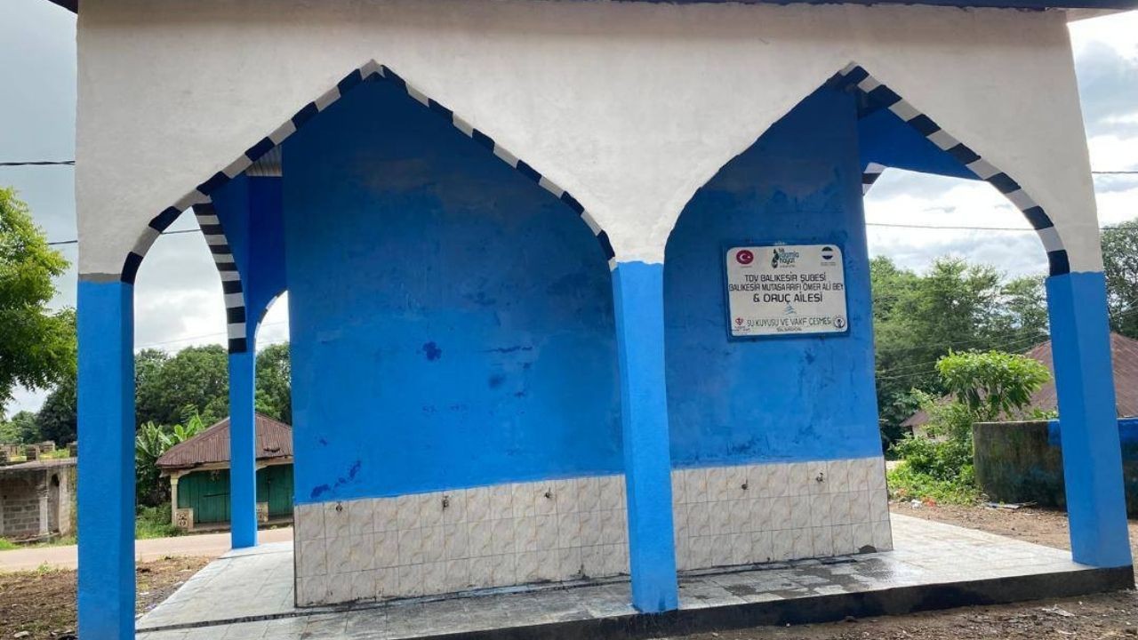 Balıkesir İl Müftülüğü ve TDV İş Birliğiyle Sierra Leone'de Yeni Su Kuyusu Açıldı