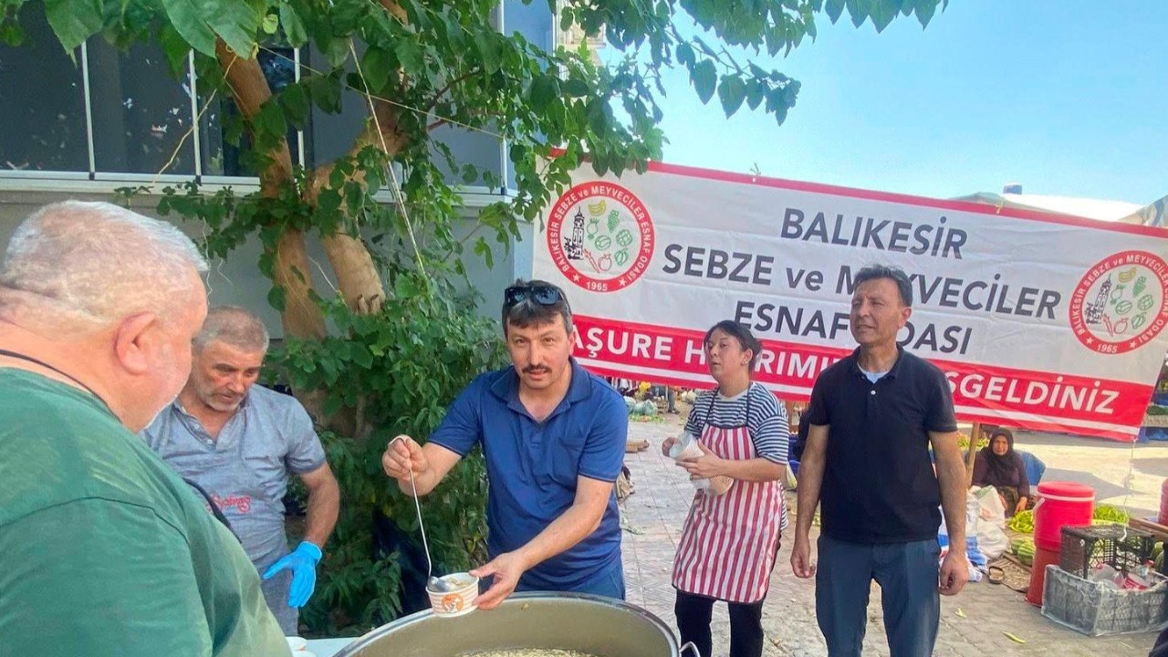 Sebzeciler ve Meyveciler Odası’ndan 60. Yıla Özel Aşure Hayrı