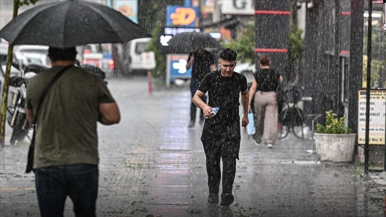 Balıkesir'in en çok yağış alan ilçesi oldu!