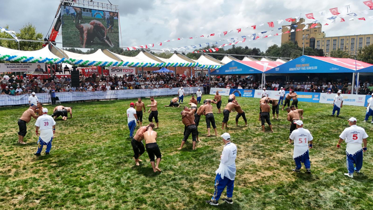 10. Geleneksel Arnavutköy Yağlı Güreşleri gerçekleştirildi