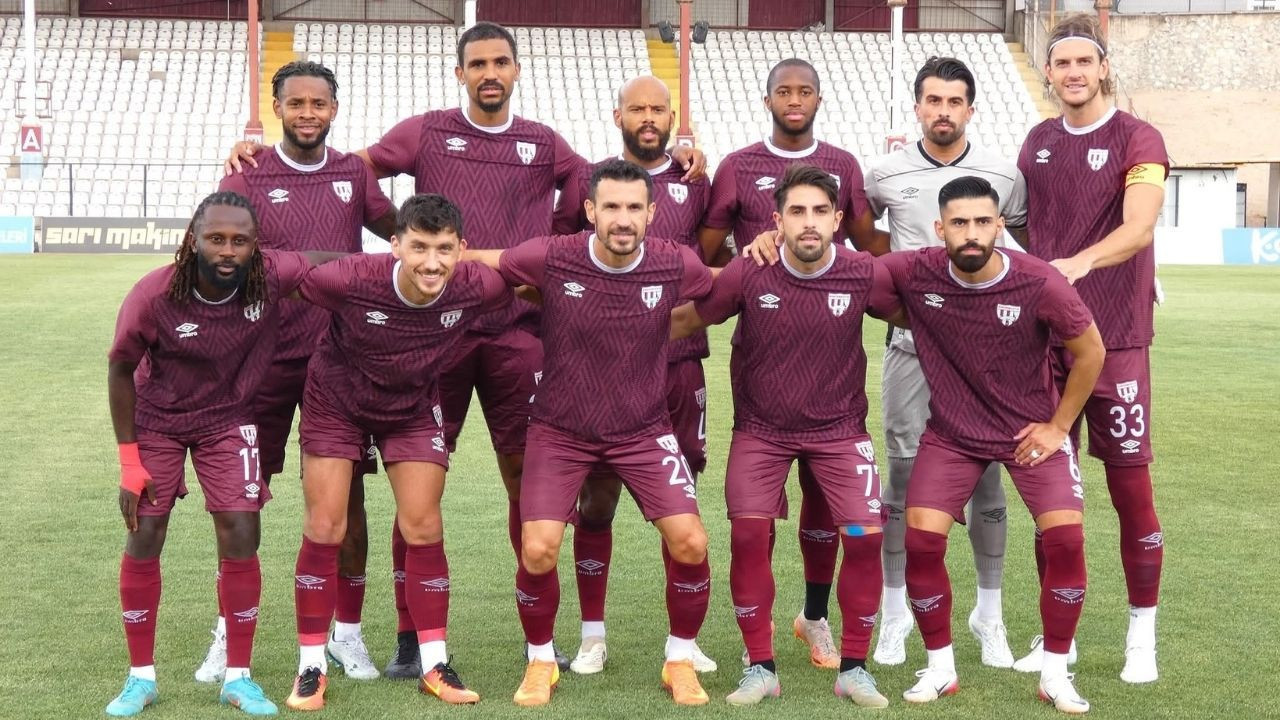 Bandırmaspor 2025-26 Sezonuna Hazır: Sakaryaspor Maçıyla Start Alacak