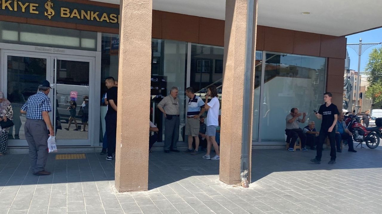 Balıkesir’de Sıcak Havalara Karşı Gölge Savaşı