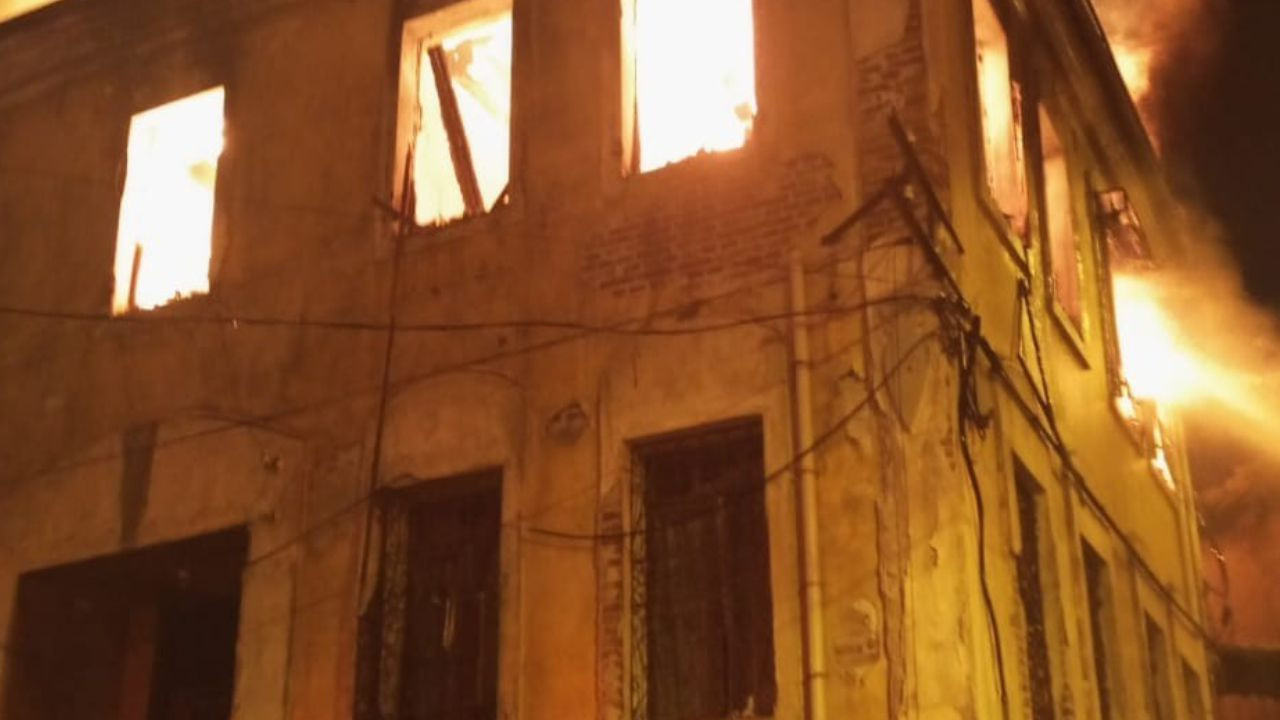 Edremit’te Tarih Alevlere Teslim Oldu