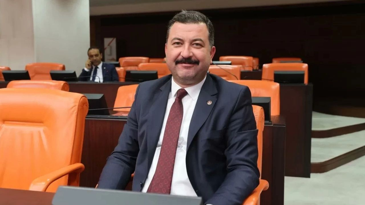 MHP’li Yüksel’den Bigadiç’teki Yangın İçin Geçmiş Olsun Mesajı