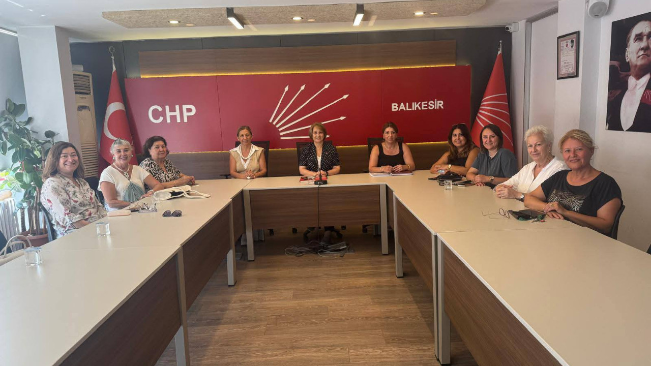 CHP Balıkesir Kadın Kolları’ndan İktidara Tepki “Kurtuluş Yok Tek Başına”