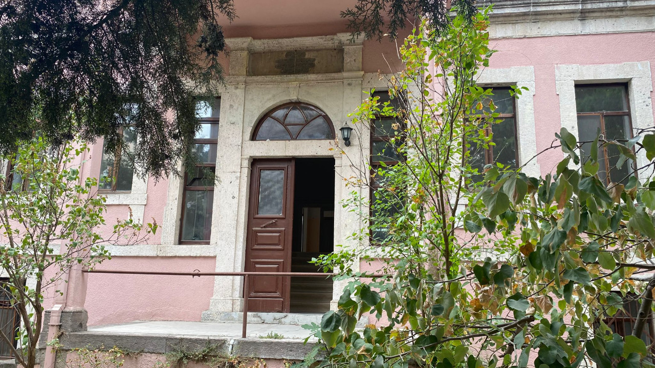 Balıkesir’de Tarihi Binaya Yeni Kimlik! Herkes Açılmasını Bekliyor