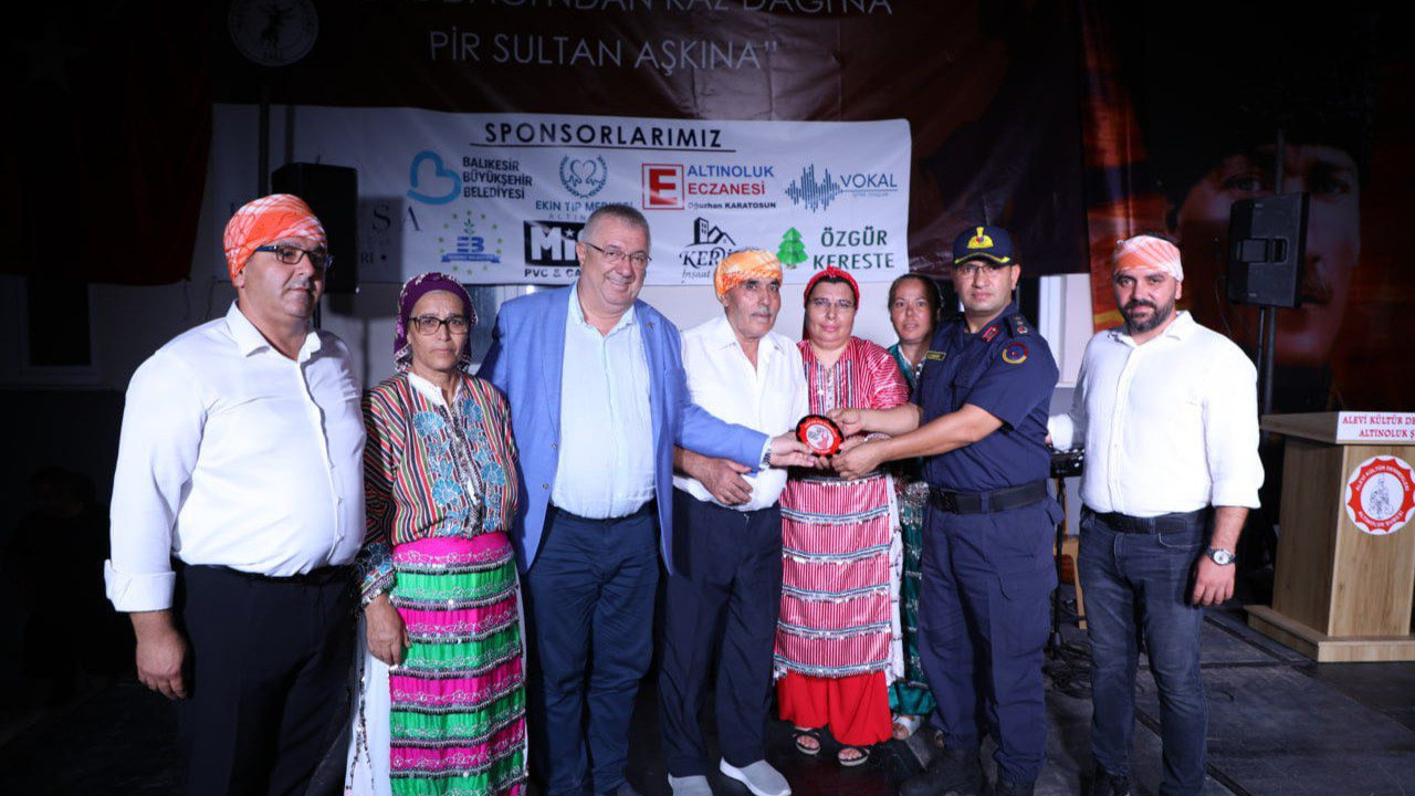 Başkan Mehmet Ertaş, Altınoluk Alevi Kültür ve Sanat Festivali’nde Canlarla Buluştu