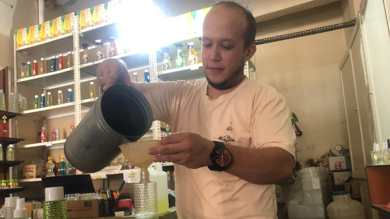 Balıkesir’de 60 Yıllık Kolonya Geleneği: Limon, Zambak ve “Balıkesir Rüyası”