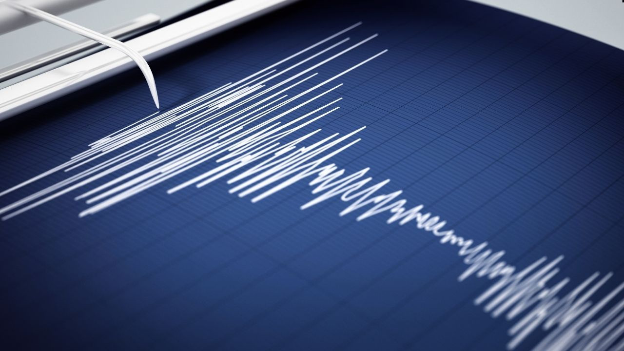 Balıkesir Geceyi Depremle Geçirdi! Gece Yarısı Artçı Deprem