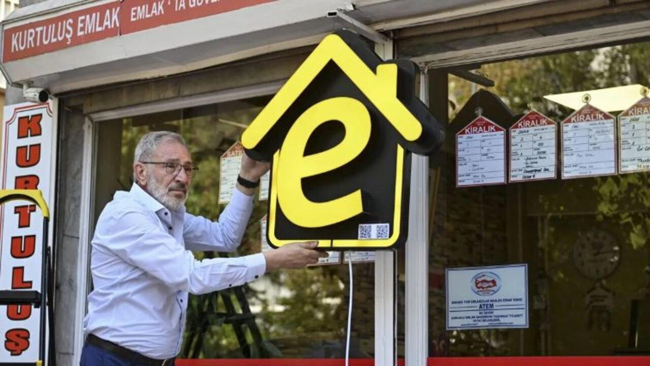 Yetkili Emlak Ofislerine E-Tabela Asılacak