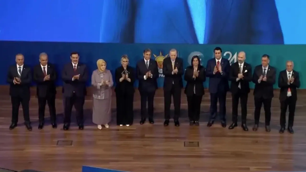9 Belediye Başkanı AK Parti'ye katıldı! İşte o isimler