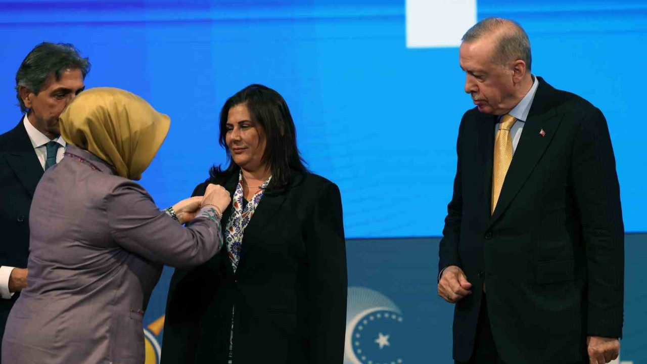 Özlem Çerçioğlu Sessizliğini Bozdu: “Söylemezsem İçimde Kalır”