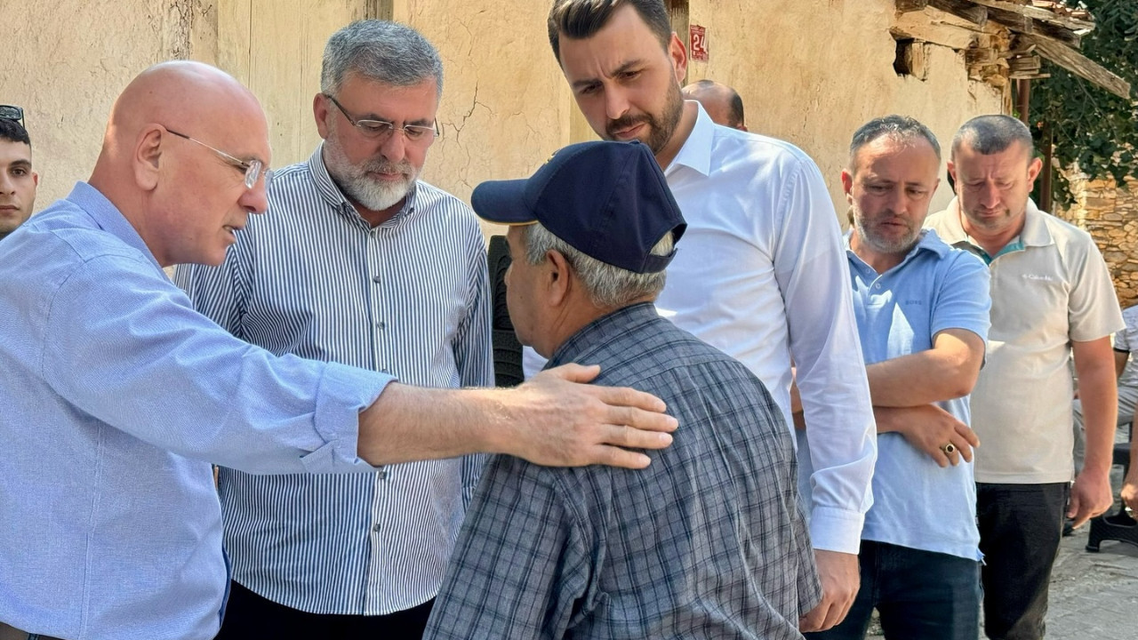 Kepsut Belediye Başkanı İsmail Cankul Şehit Ailesinin Yanında
