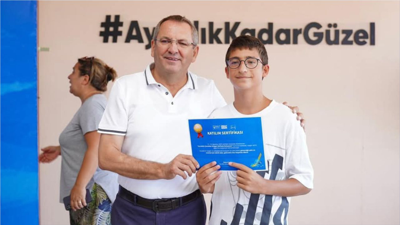 Ayvalık’ta Rüzgarla Güçlenen, Denizle Öğrenen Gençlik!