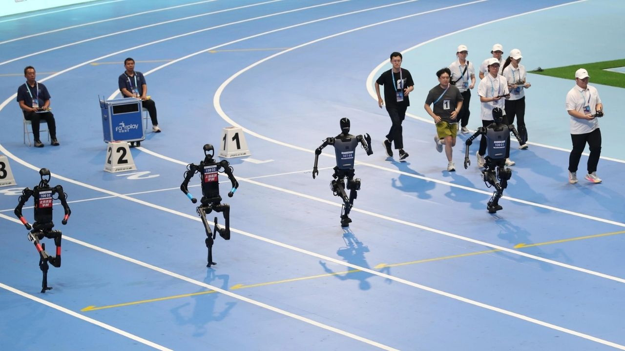 İlk Kez Düzenlendi, Damga Vurdu! Robot Olimpiyatları Dünya Gündeminde