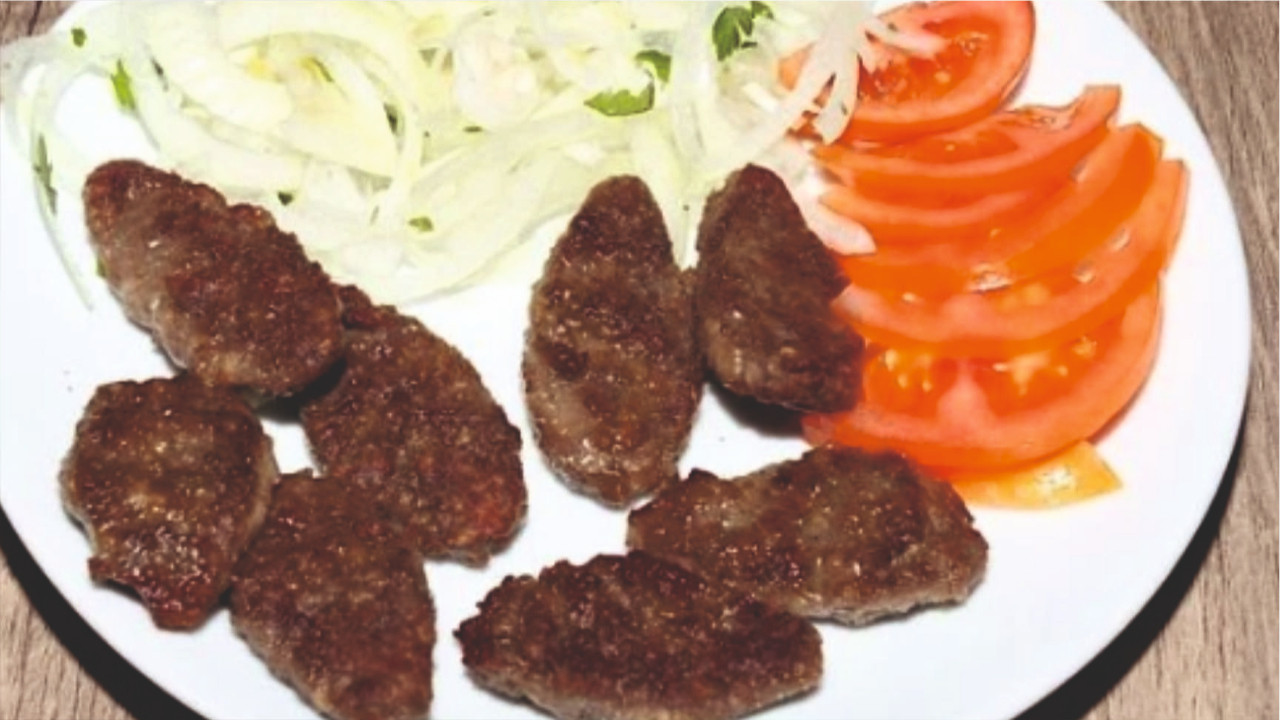 “Balıkesir Köftesi Neden Bu Kadar Özel?”