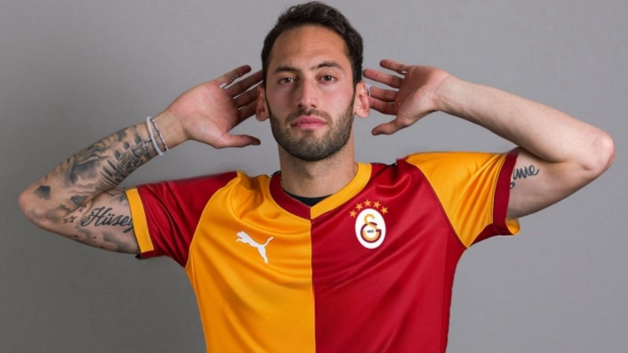 Hakan Çalhanoğlu Galatasaray’a Mı Geliyor? Paylaşımı Taraftarları Coşturdu