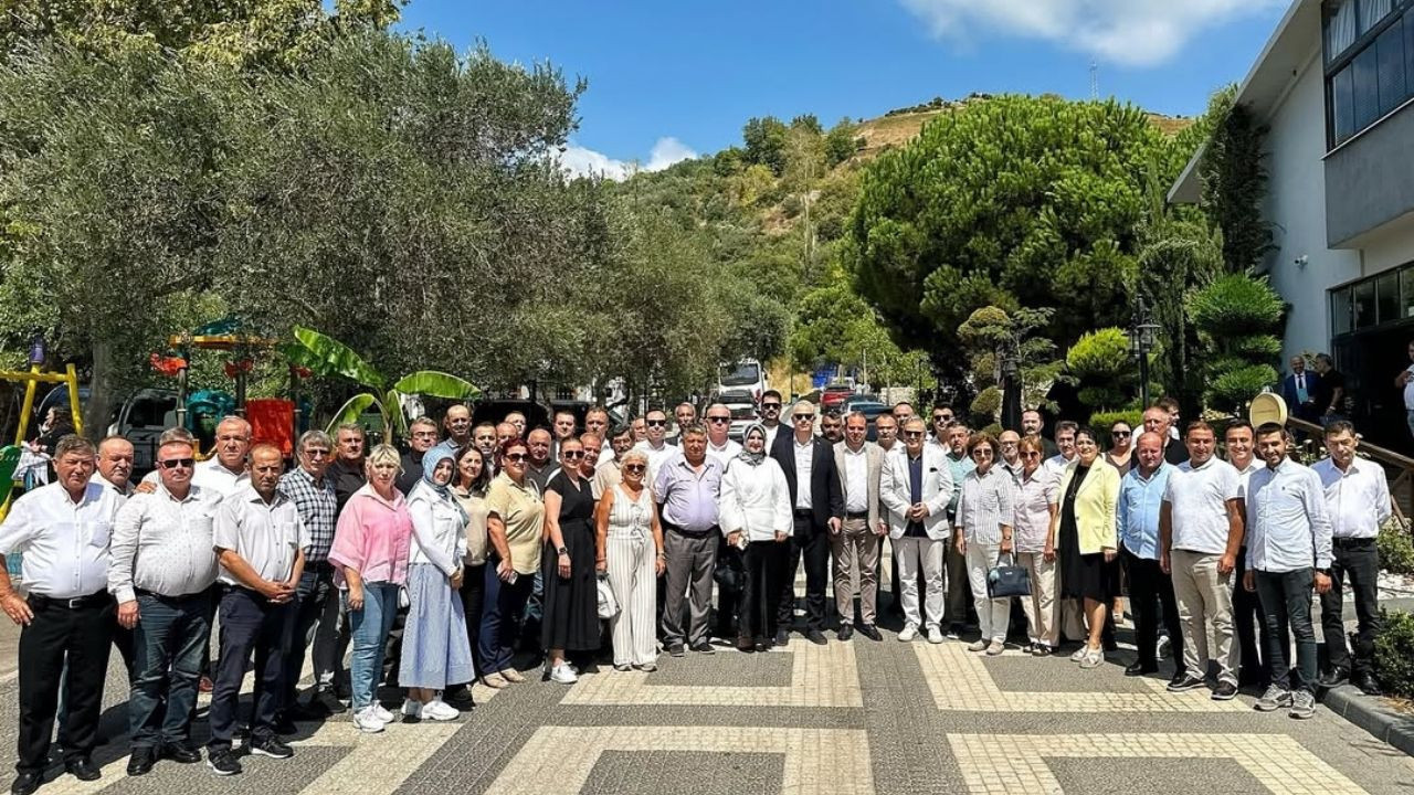 Bandırma'da Muhtarlar Yönetişim Toplantısı Düzenlendi