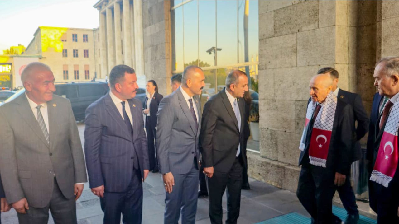 MHP’li Yüksel: “Liderimizi Allah Başımızdan Eksik Etmesin”