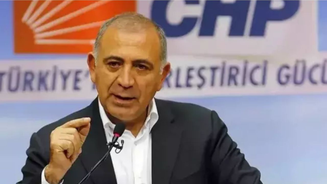 Gürsel Tekin CHP’den İhraç Edildi