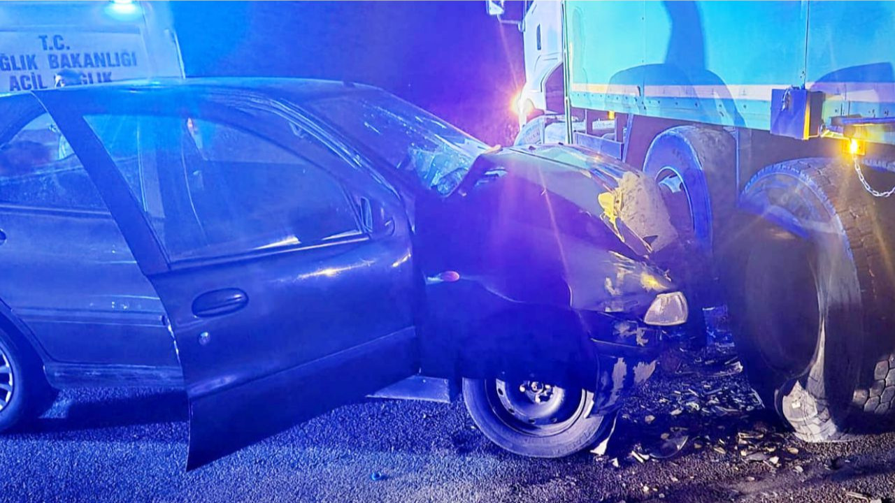 Susurluk'ta Trafik Kazası 2 Yaralı