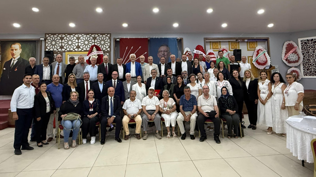 CHP Susurluk’ta Sema Acar Yeniden İlçe Başkanı