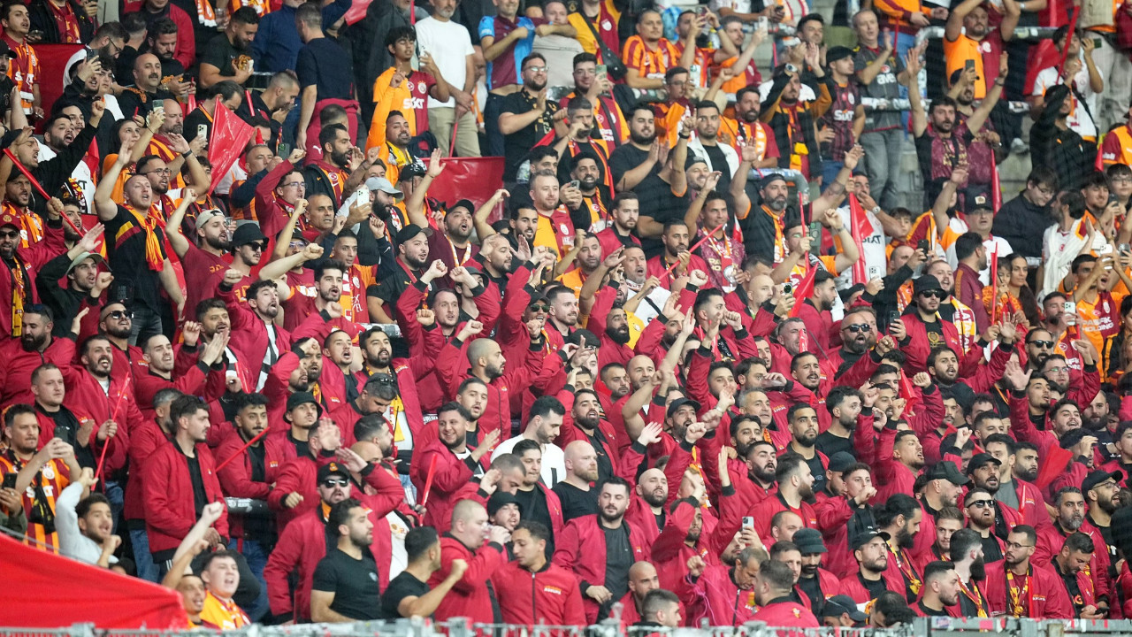 Galatasaray Frankfurt Maçı GS 1 - FRA 5