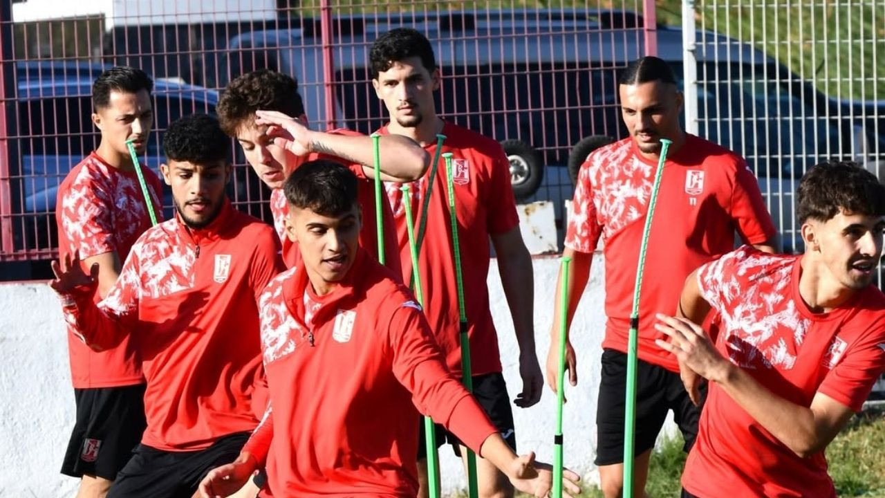 Balıkesirspor - Karşıyaka Maçı Ne Zaman, Saat Kaçta?