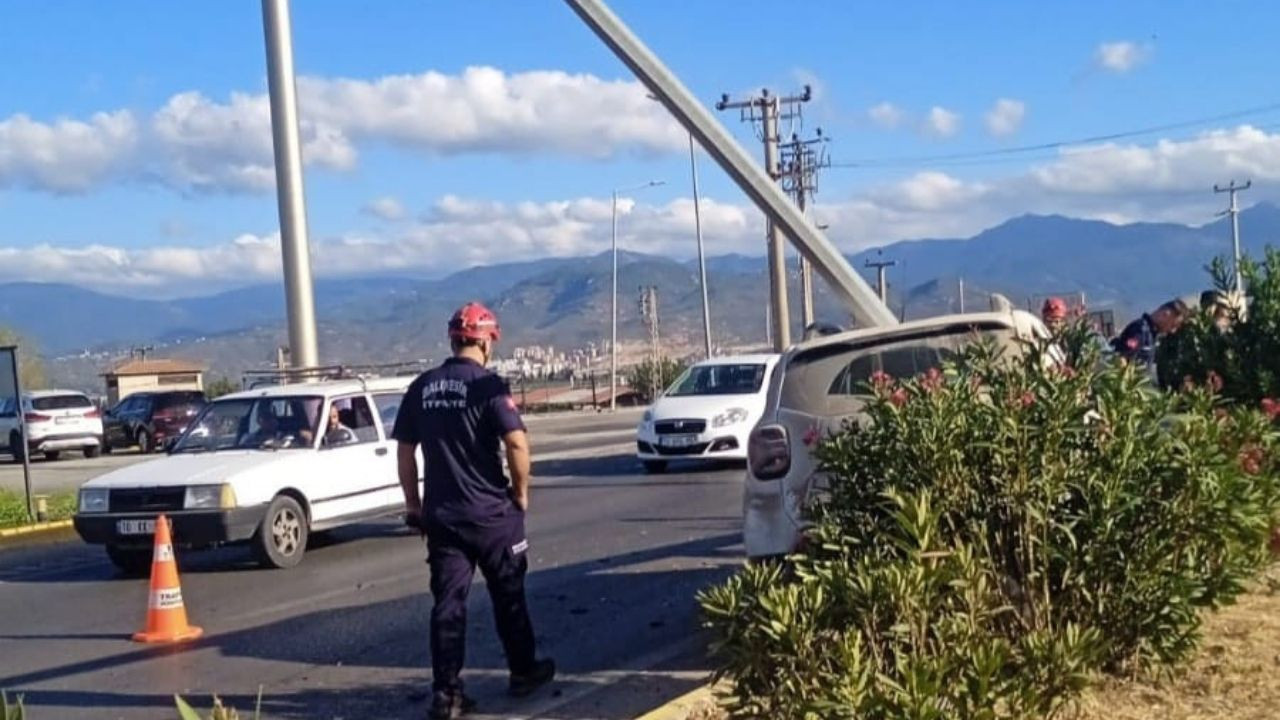 Koca Seyit Havalimanı Mevkiinde 2 Ayrı Kaza!