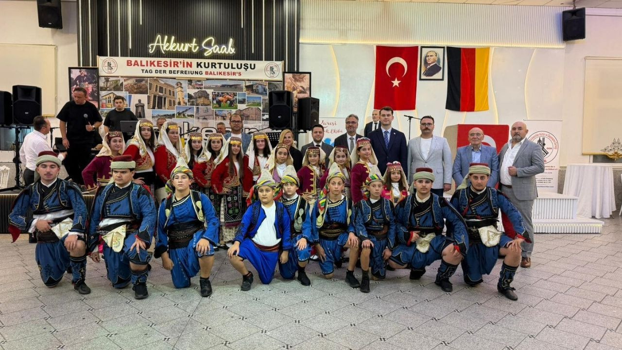 Balıkesir'in Kurtuluş Günü Almanya'da Kutlandı