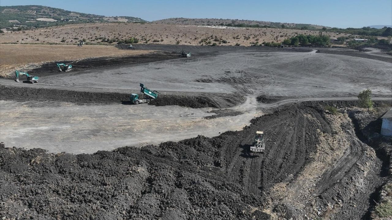 Sındırgı Gölcük Göleti'nin Rezervuar Islahı Başladı