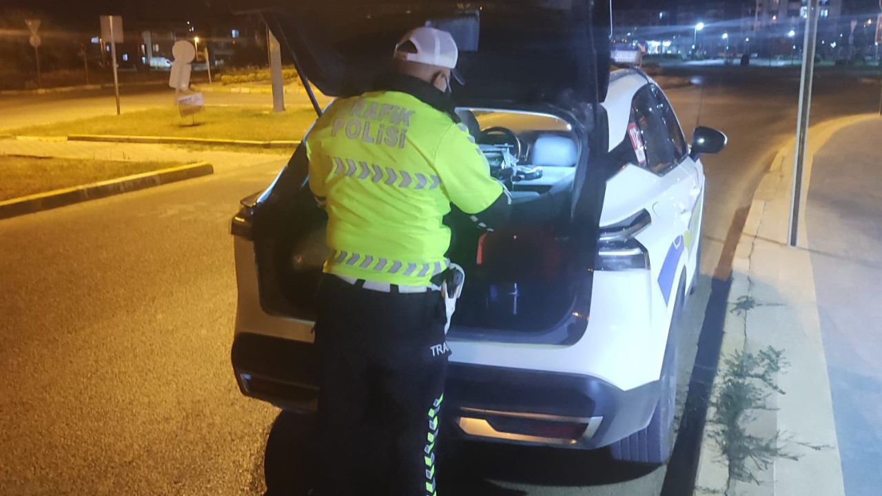 Balıkesir’de Huzur Uygulaması: 13 Araç Men Edildi