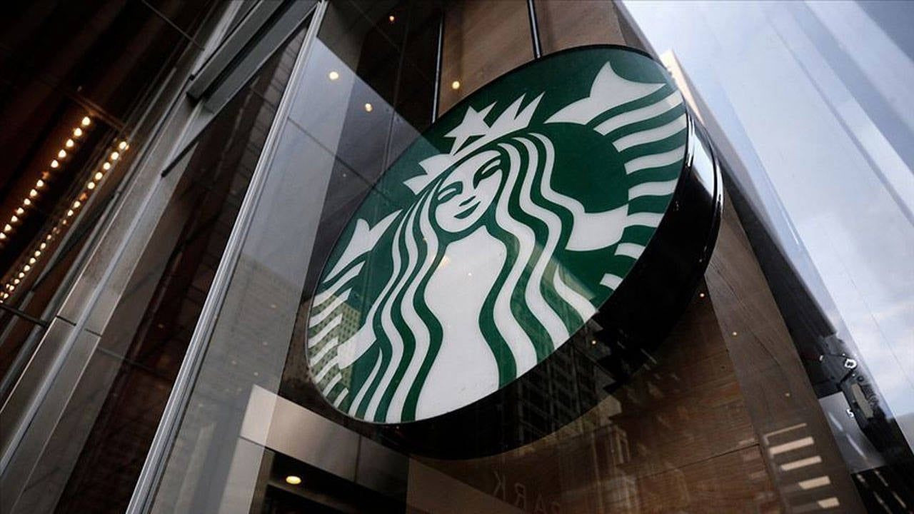 Starbucks şubeleri kapanıyor! 900 çalışanını da işten çıkarıyor